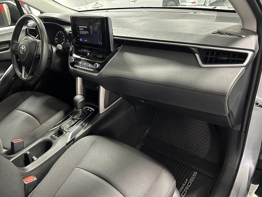 Certified 2023 Toyota Corolla Cross LE FWD image 23