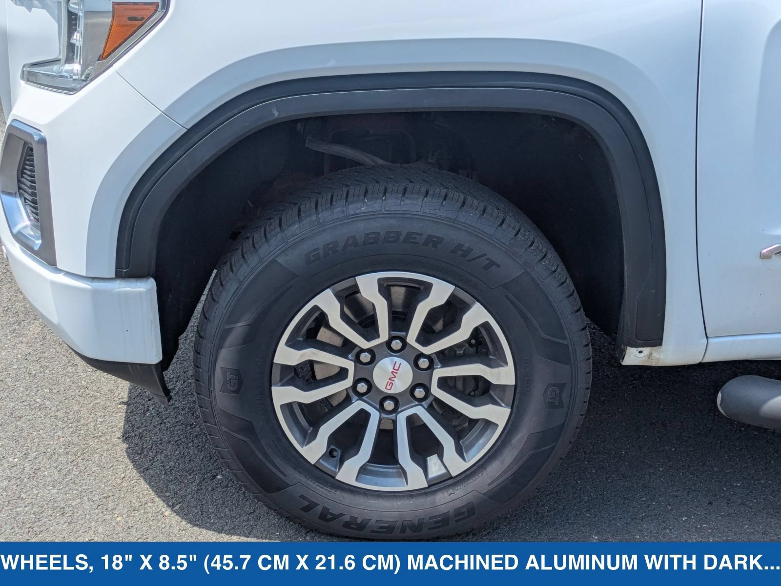 Used 2019 GMC Sierra 1500 AT4 w/ AT4 Premium Package AWD/4WD image 11