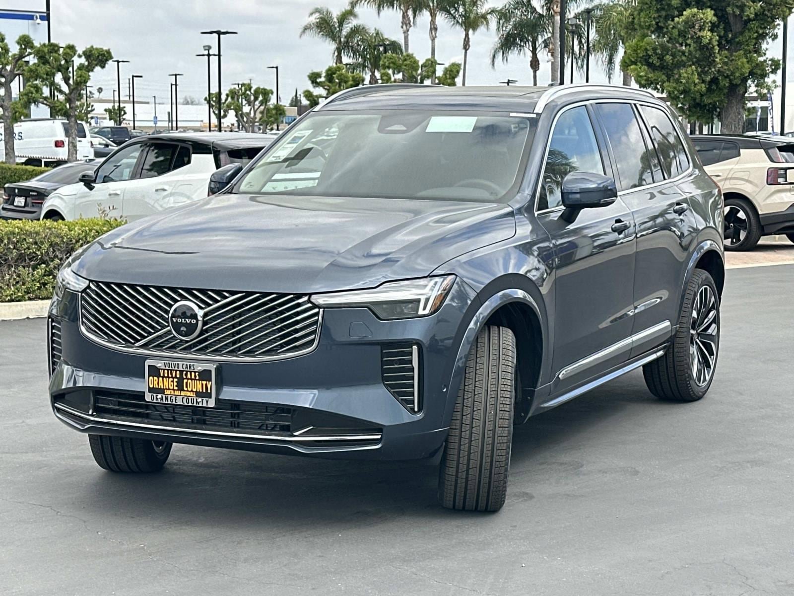 New 2026 Volvo XC90 B5 Plus AWD/4WD image 3
