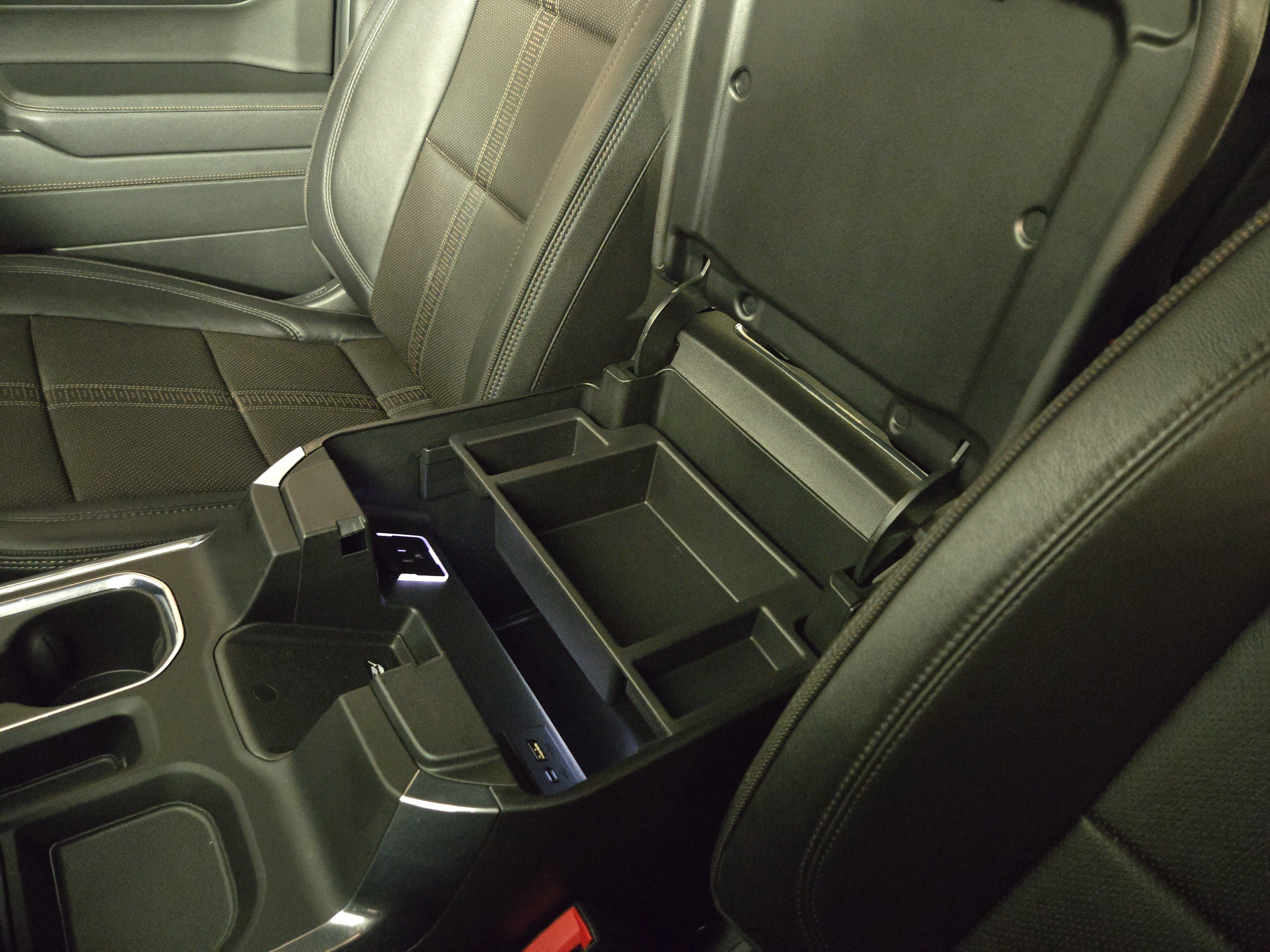Certified 2023 Chevrolet Silverado 1500 High Country w/ Technology Package AWD/4WD image 27