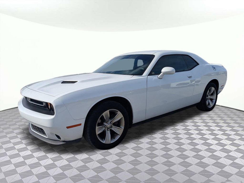 Used 2020 Dodge Challenger SXT image 7