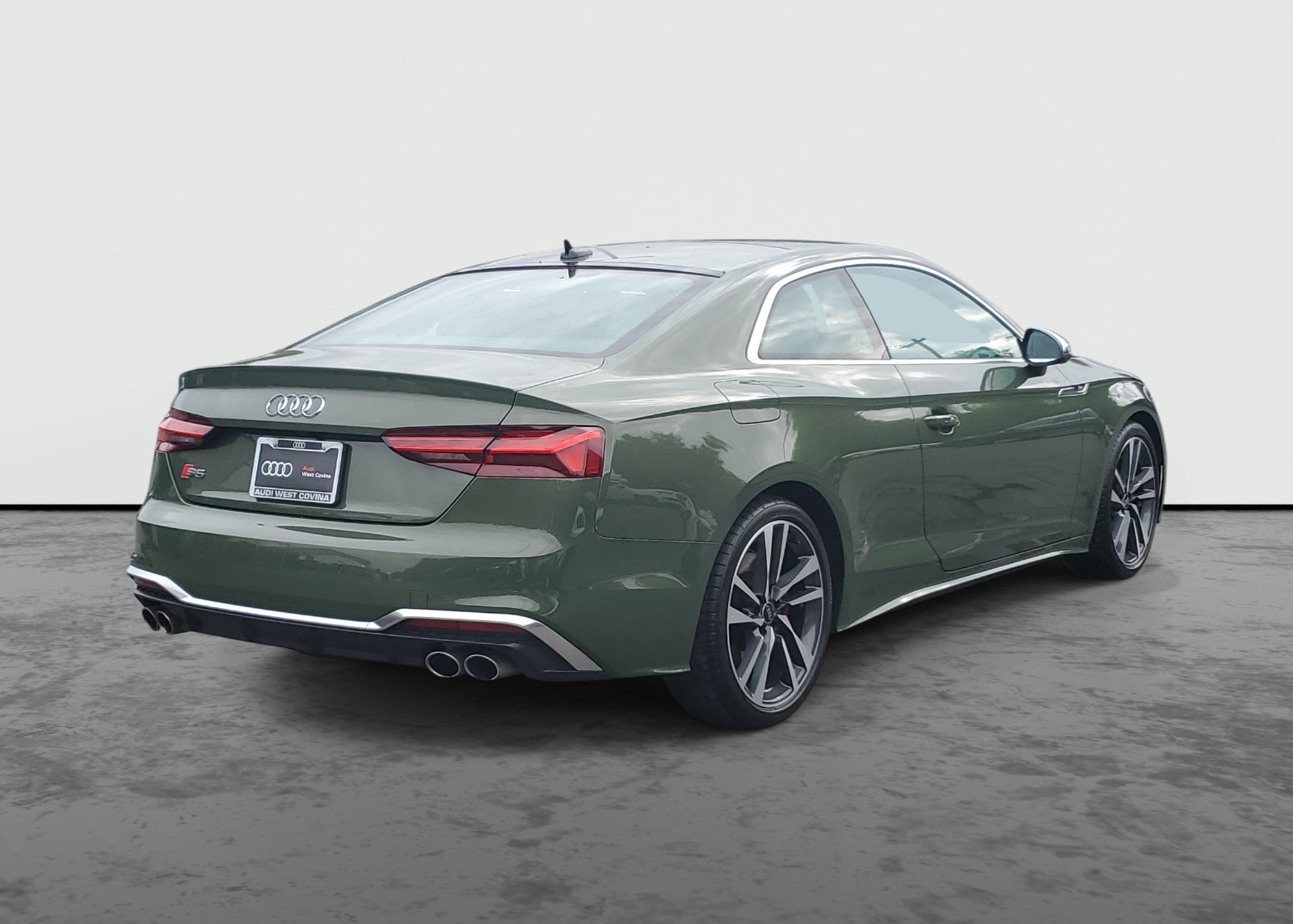 Used 2024 Audi S5 Premium Plus w/ Premium Plus AWD/4WD image 4