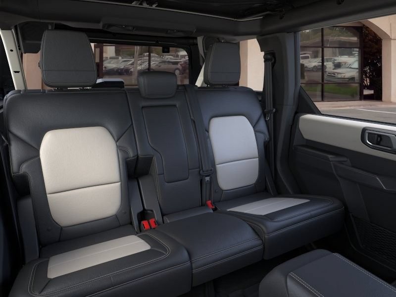 New 2026 Ford Bronco Outer Banks w/ Sasquatch Package AWD/4WD image 11