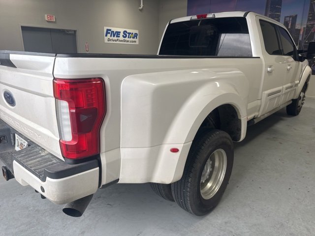 Used 2017 Ford F350 Lariat w/ Lariat Ultimate Package image 5