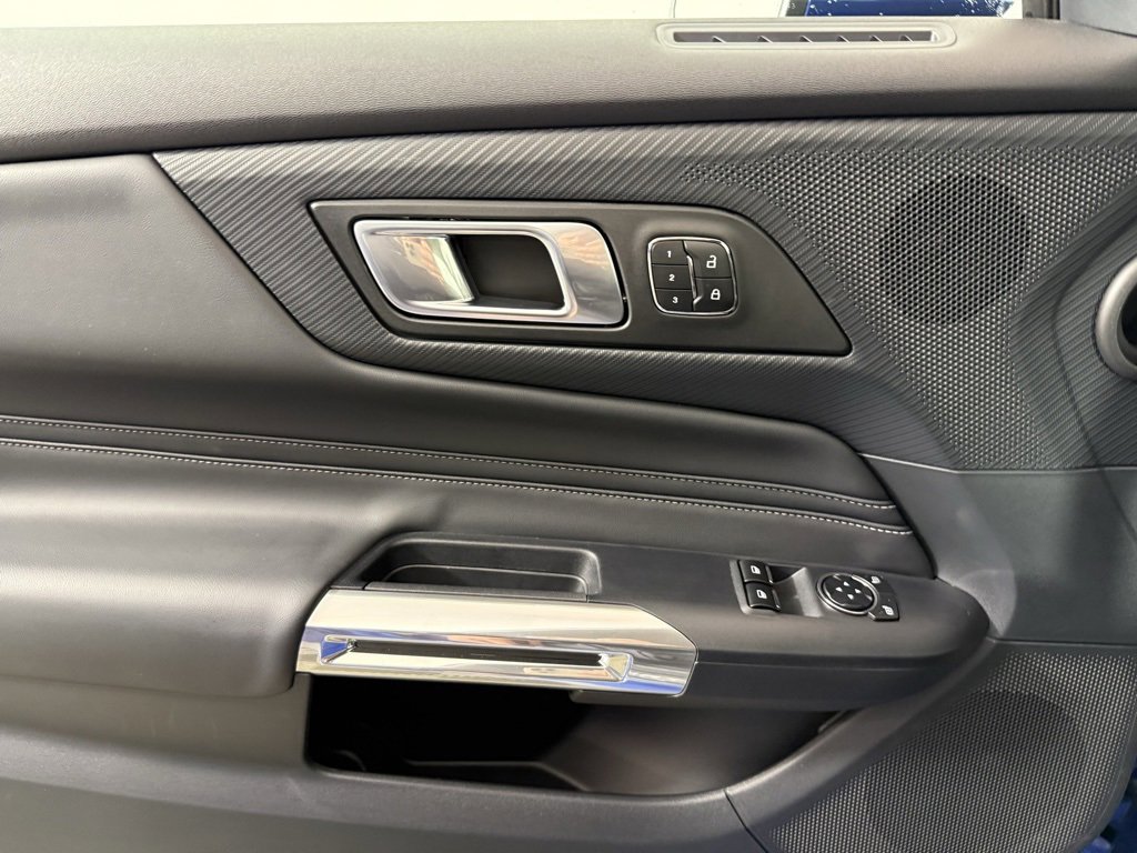 Used 2024 Ford Mustang GT Premium image 16