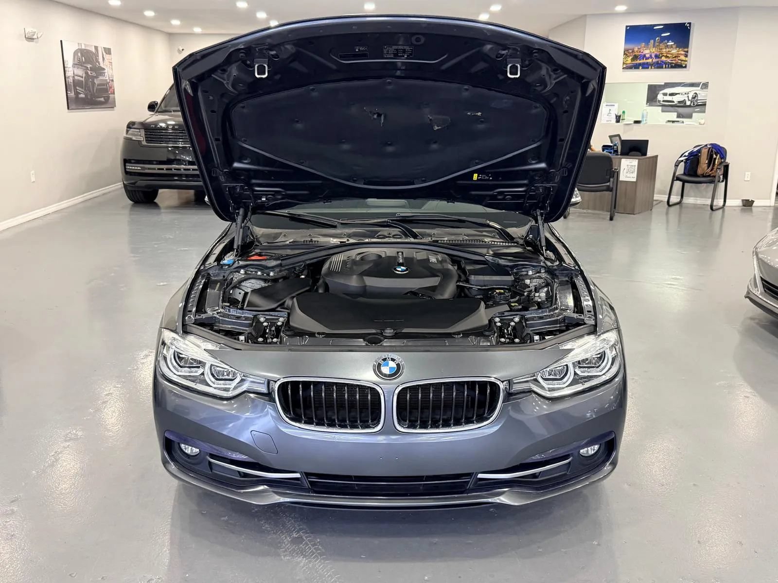Used 2018 BMW 330i Sedan RWD image 46
