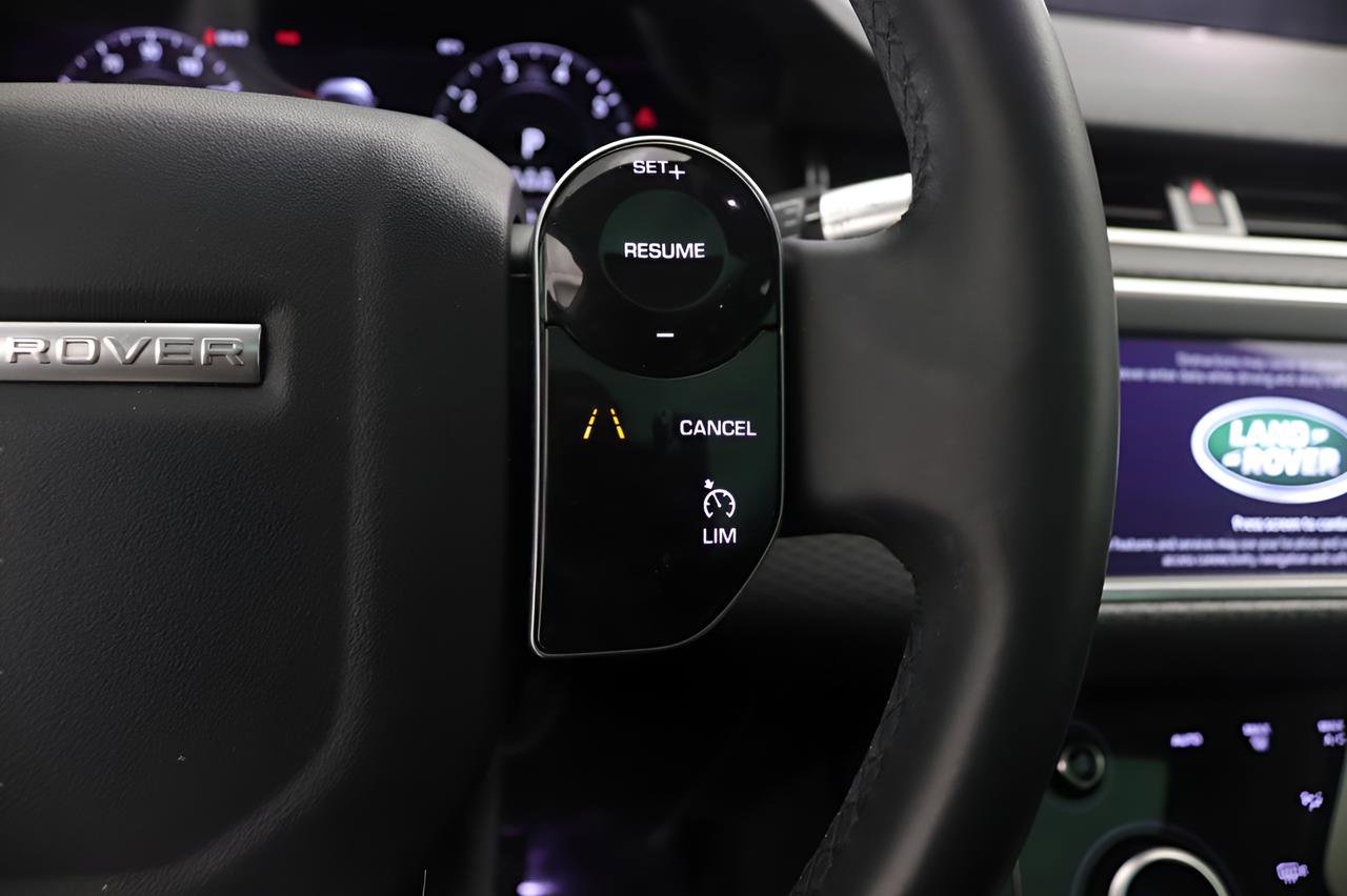 Used 2020 Land Rover Range Rover Evoque S image 12