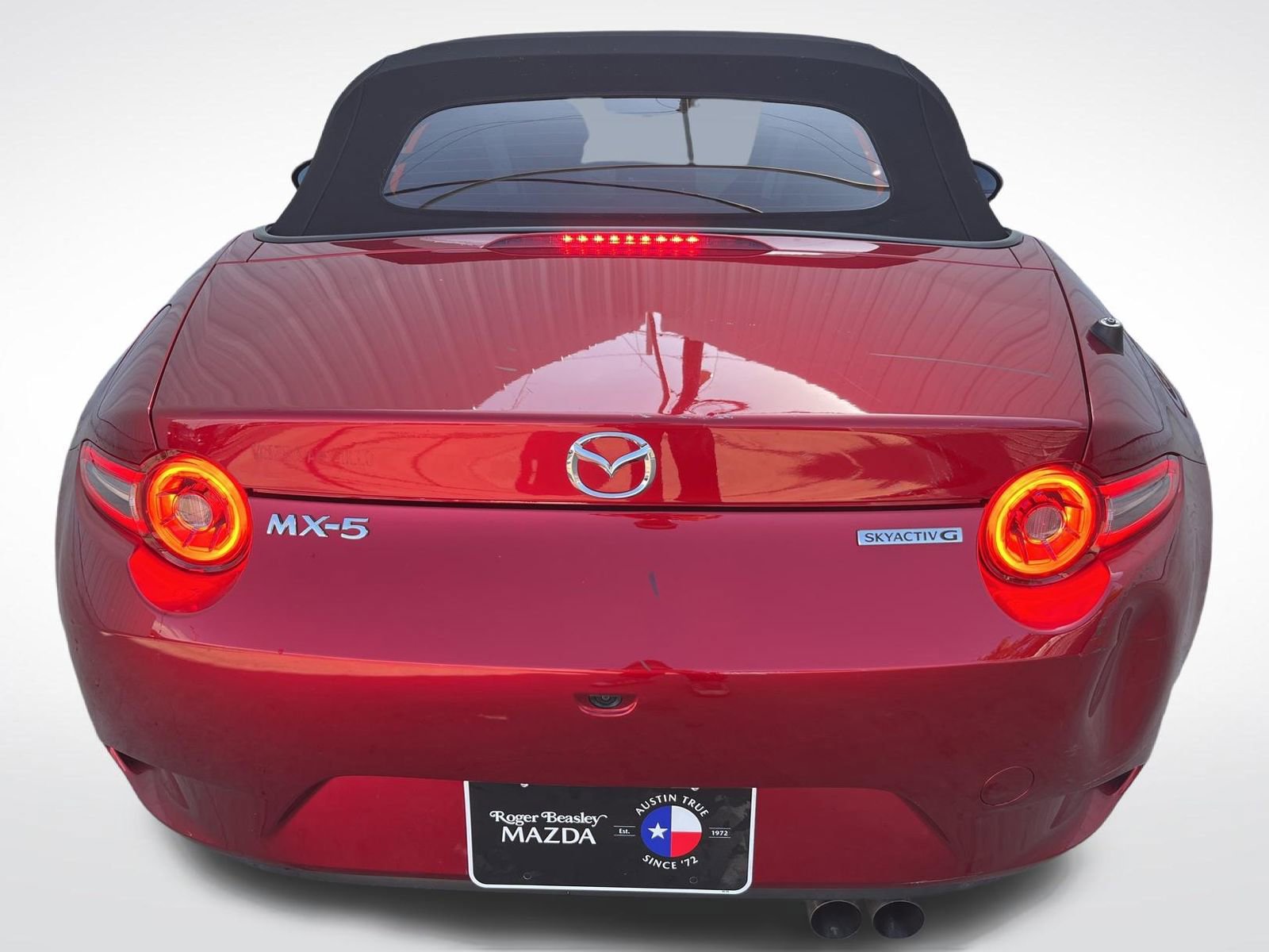 Used 2024 MAZDA MX-5 Miata Sport RWD image 8