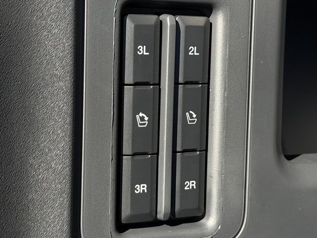 New 2025 Ford Expedition Active image 48