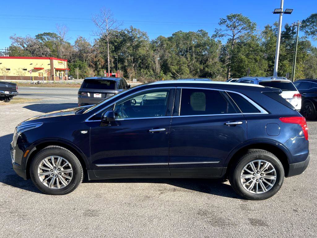 Used 2017 Cadillac XT5 Luxury w/ Driver Awareness Package image 8