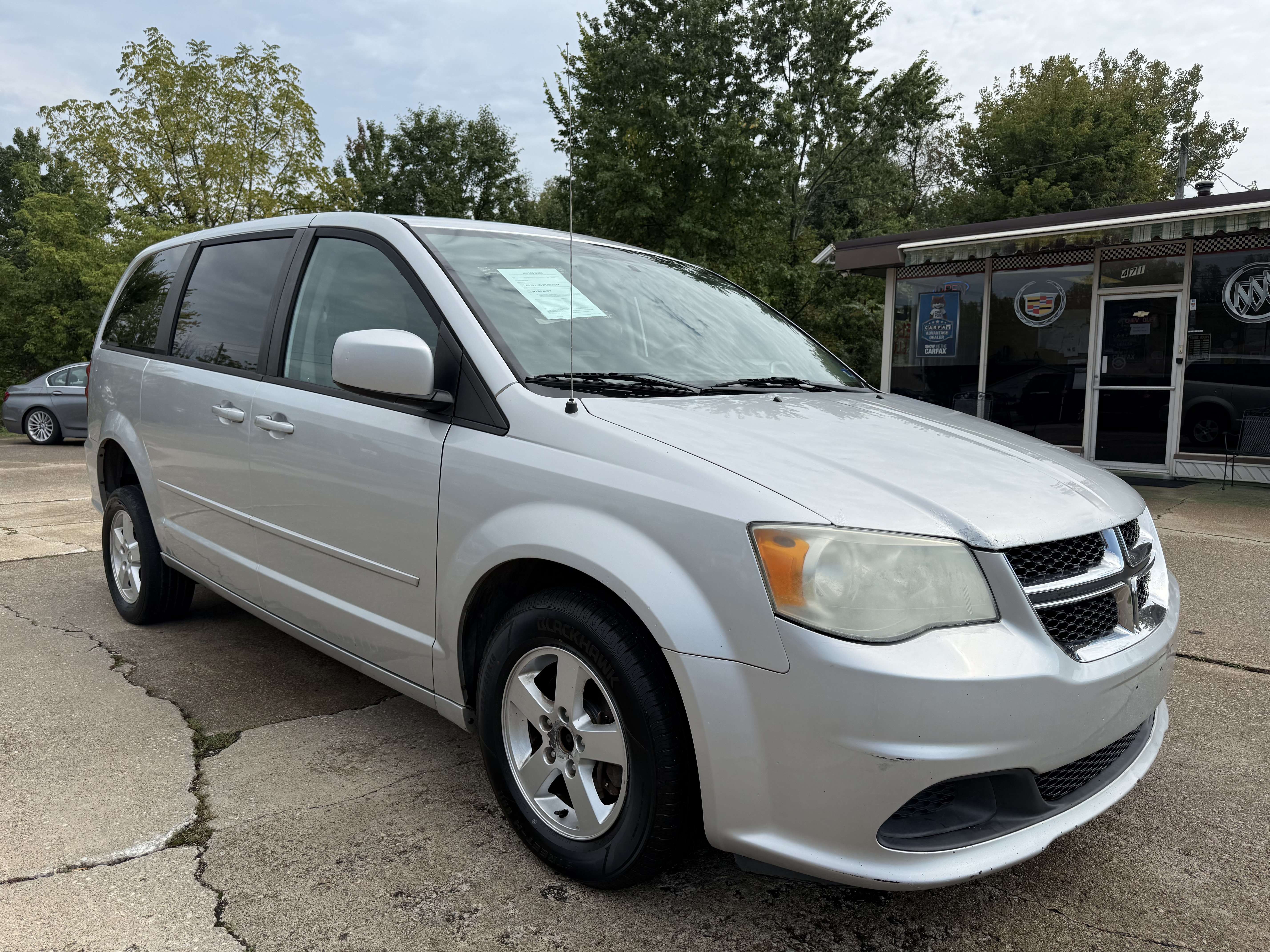 Used 2011 Dodge Grand Caravan Mainstreet FWD image 3