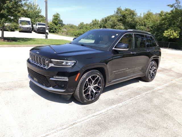 Certified 2022 Jeep Grand Cherokee Summit AWD/4WD image 2