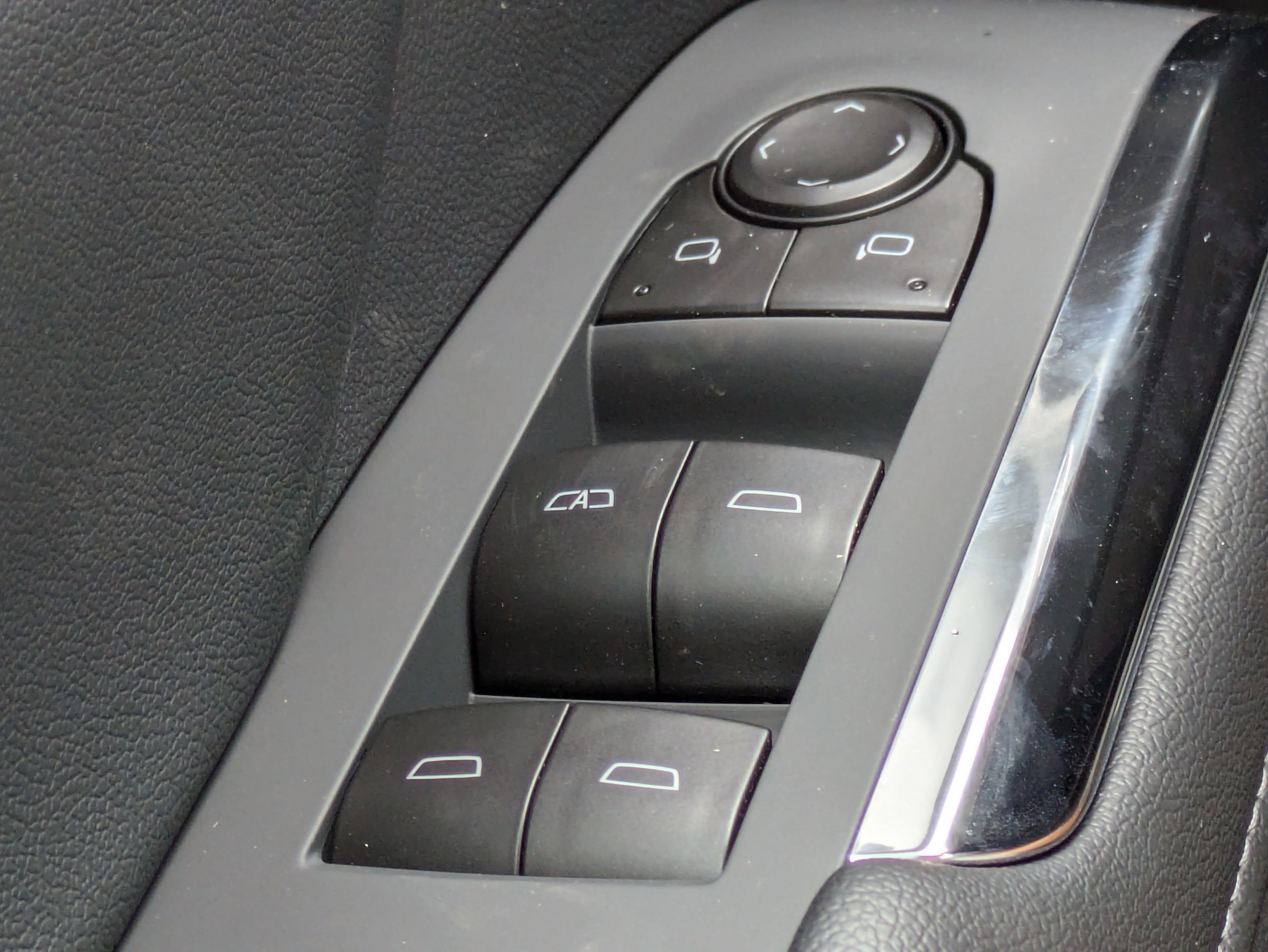 New 2026 Chevrolet Traverse LT w/ Driver Confidence Package image 28