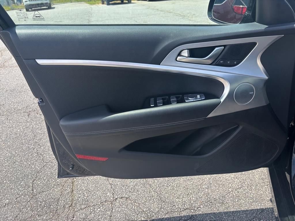 Used 2021 Genesis G70 2.0T w/ Elite Package AWD/4WD image 11