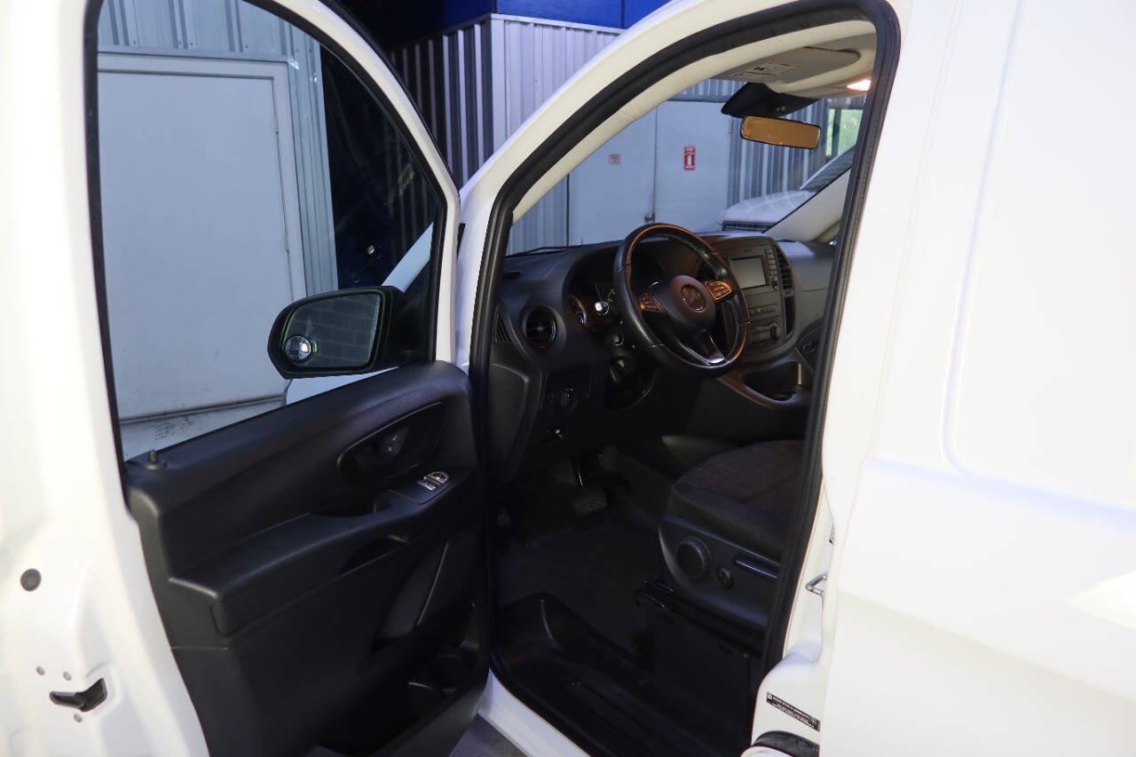 Used 2016 Mercedes-Benz Metris image 19