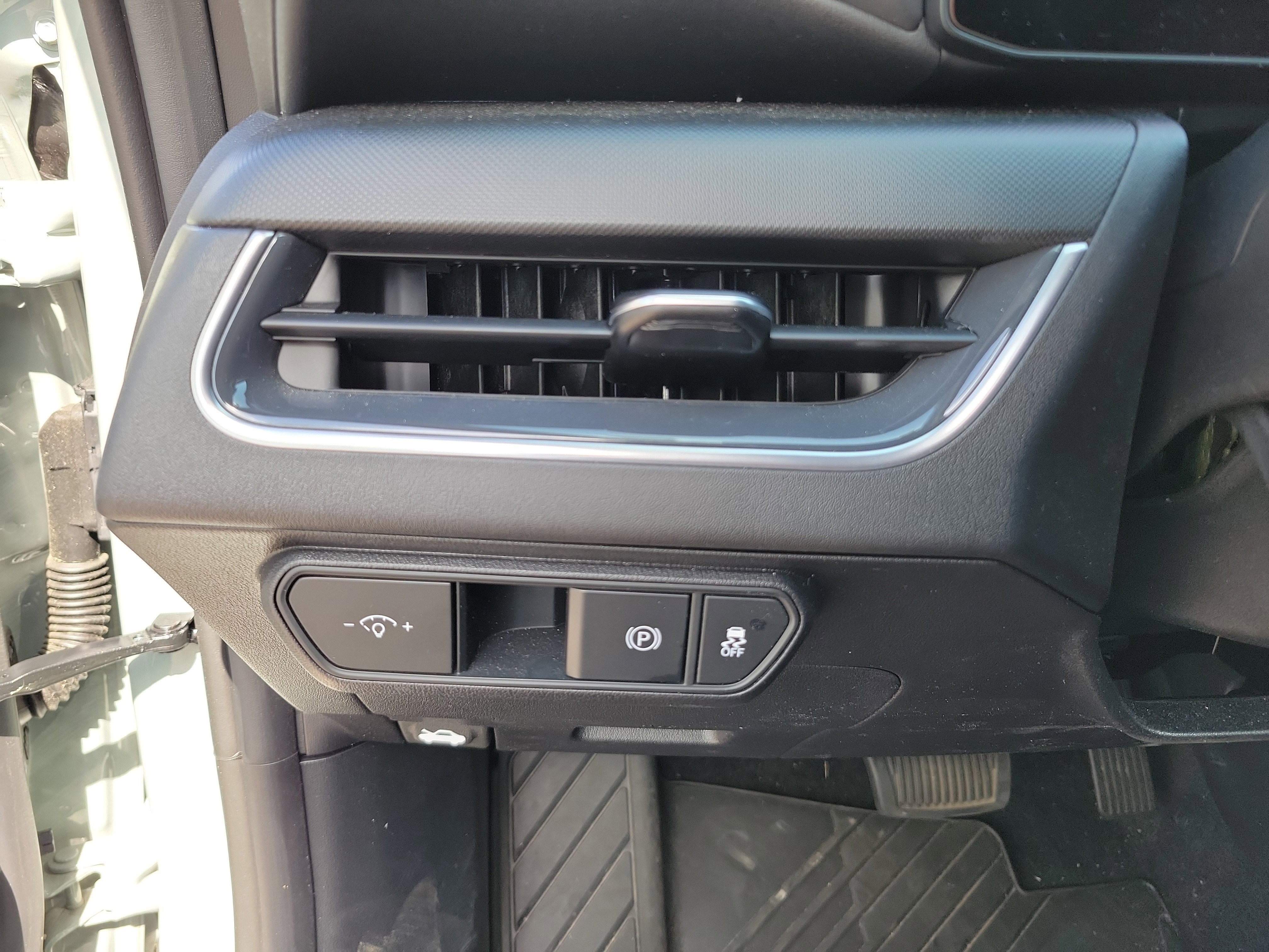 Used 2025 Kia K4 EX FWD image 12