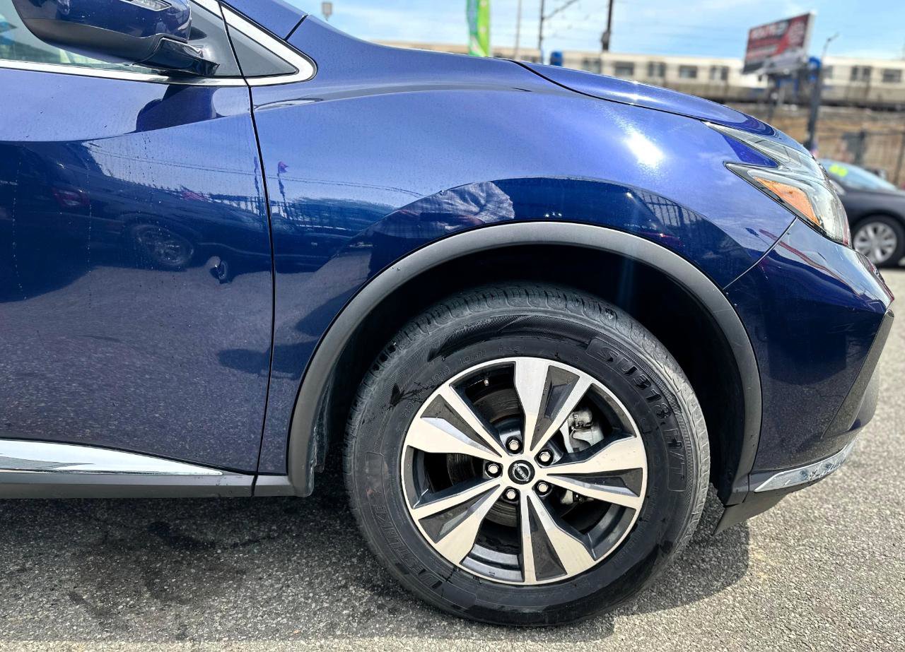 Used 2023 Nissan Murano SV FWD image 7