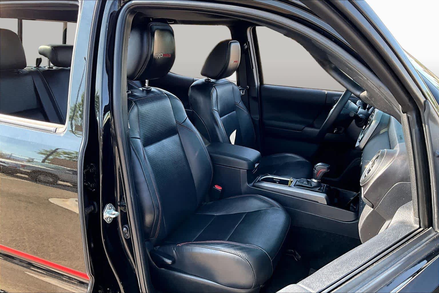 Used 2023 Toyota Tacoma TRD Pro AWD/4WD image 9