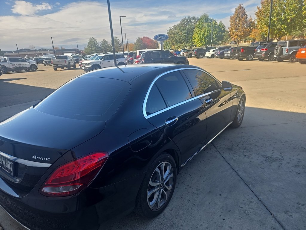 Used 2017 Mercedes-Benz C 300 4MATIC Sedan image 4
