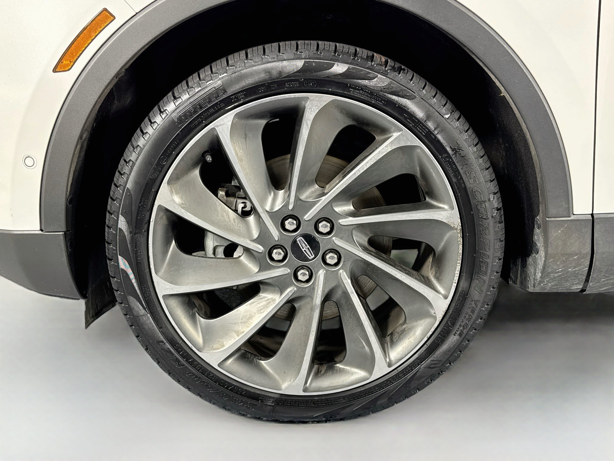 Used 2020 Lincoln Nautilus Reserve w/ Equipment Group 202A AWD/4WD image 32