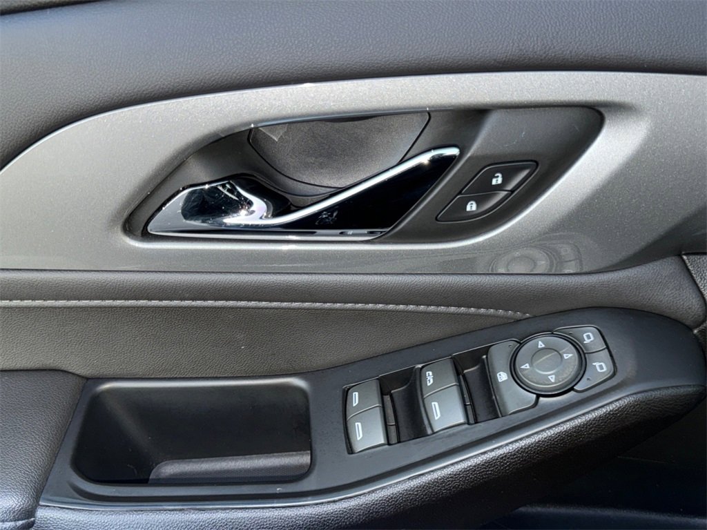 Used 2023 Chevrolet Traverse LT w/ LPO, Floor Liner Package image 11