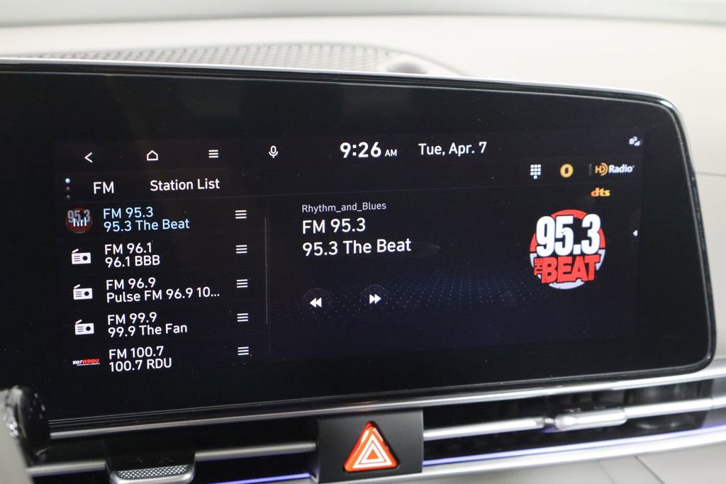 Used 2025 Hyundai Elantra SEL FWD image 34