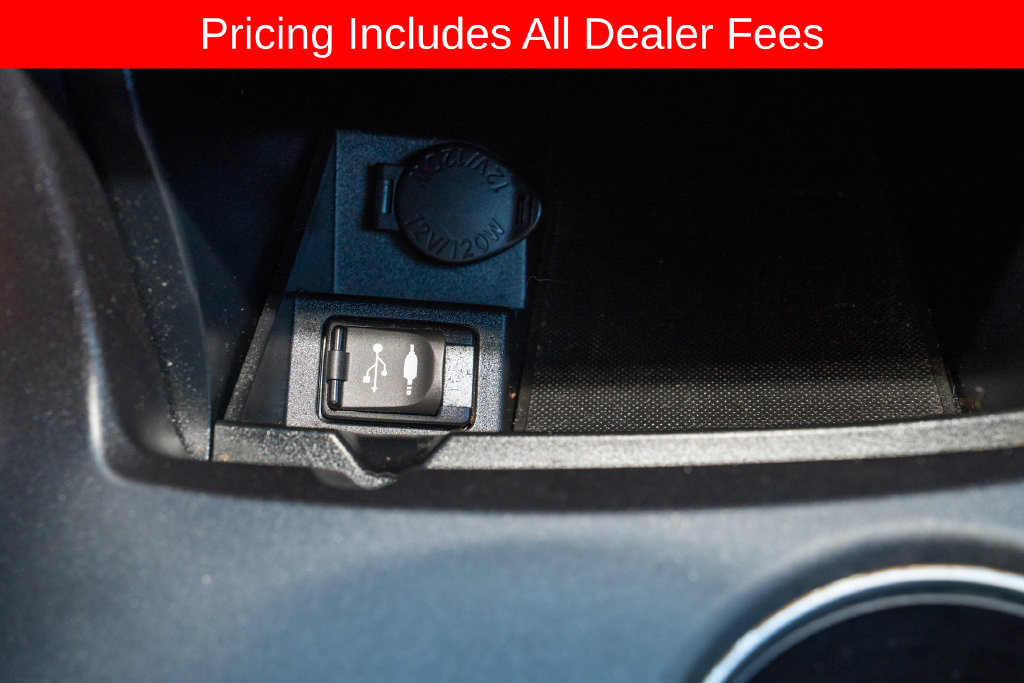 Used 2017 Toyota Camry LE FWD image 13