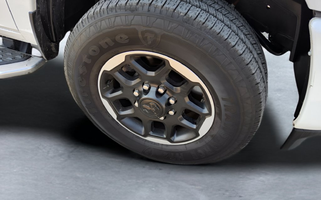 Used 2025 RAM 3500 Laramie AWD/4WD image 50