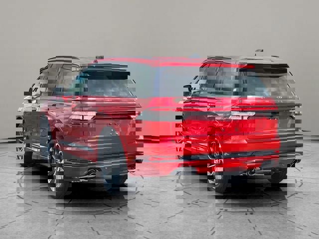 New 2026 Lincoln Aviator AWD image 10