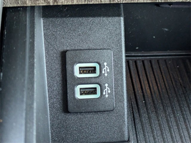 Used 2019 Ford F350 Lariat image 22