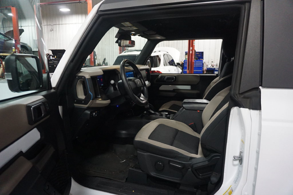 Used 2022 Ford Bronco Wildtrak AWD/4WD image 2