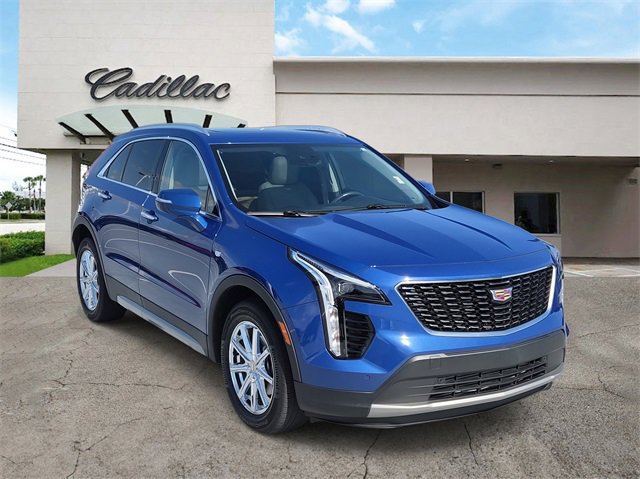 Used 2023 Cadillac XT4 Premium Luxury image 7