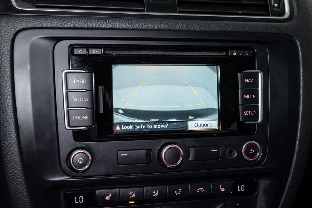 Used 2014 Volkswagen Jetta GLI Autobahn FWD image 17