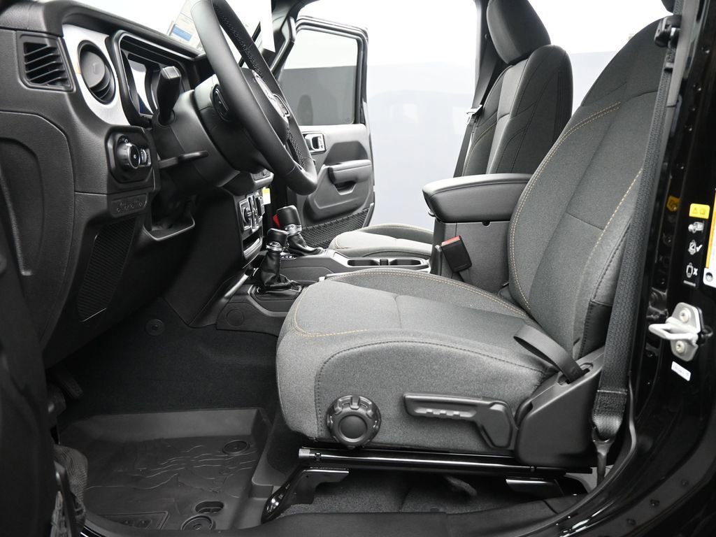 New 2025 Jeep Wrangler Sport S image 10