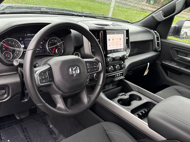New 2026 RAM 1500 Express AWD/4WD image 16