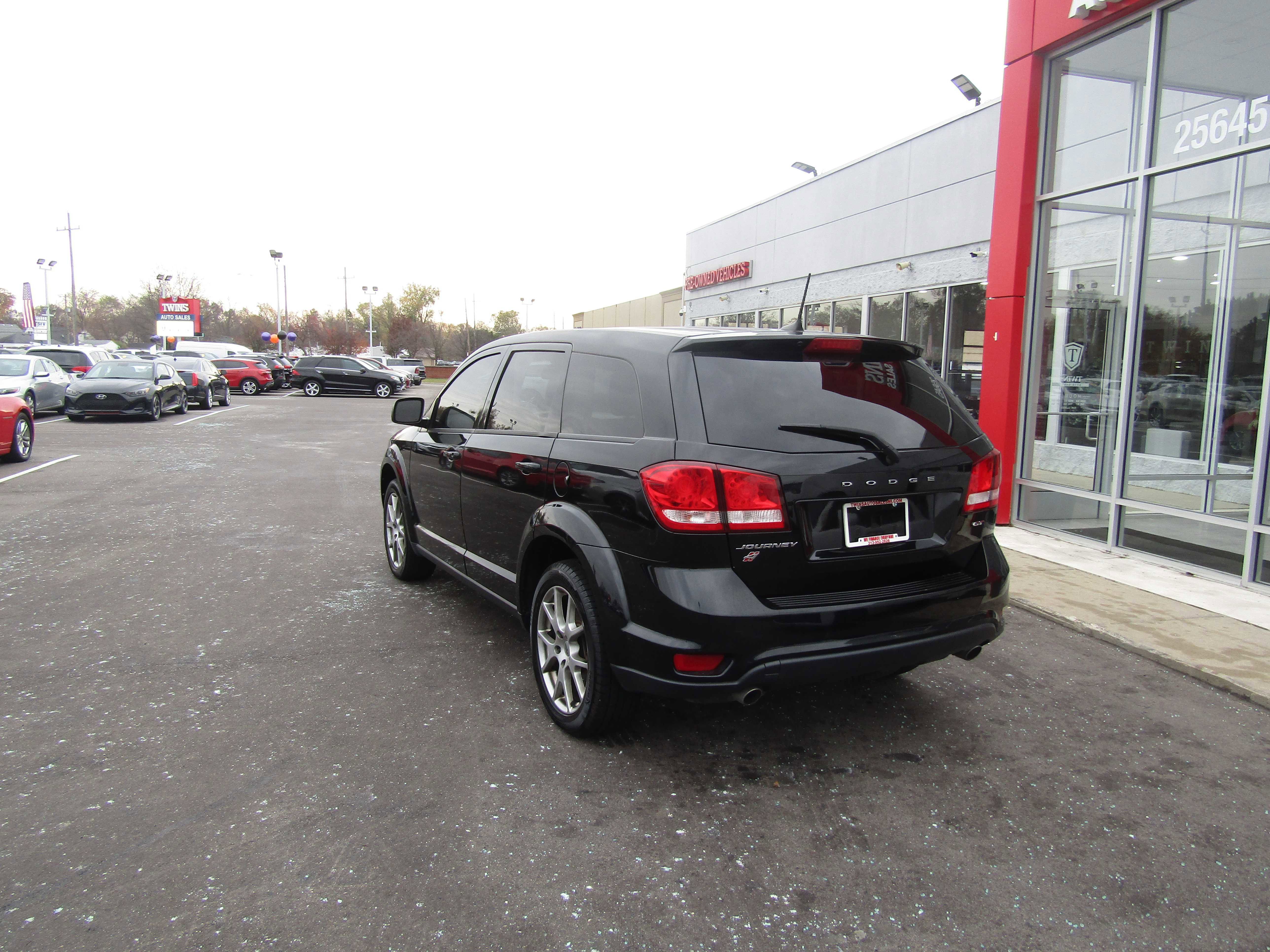 Used 2019 Dodge Journey GT image 3