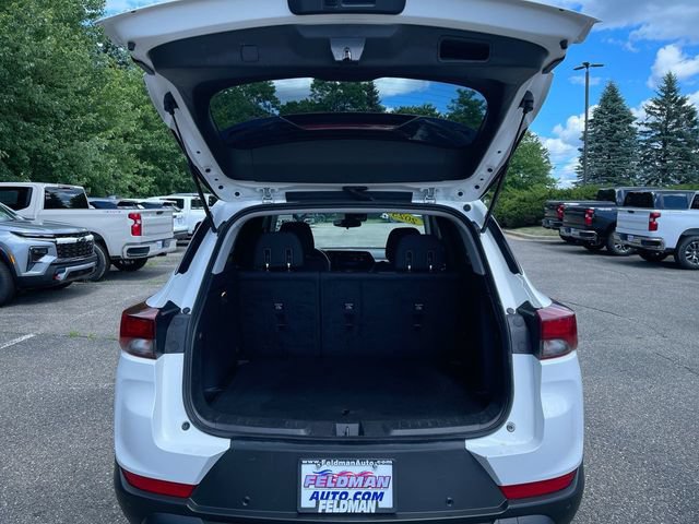 Used 2025 Chevrolet TrailBlazer LS w/ LS Convenience Package AWD/4WD image 23