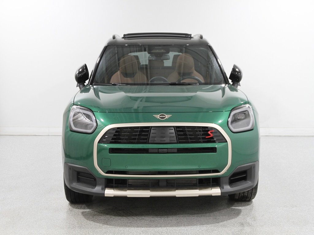 Used 2025 MINI Cooper Countryman S w/ Comfort Package Max image 2