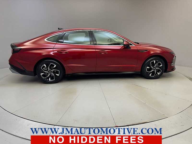 Used 2024 Hyundai Sonata SEL FWD image 6