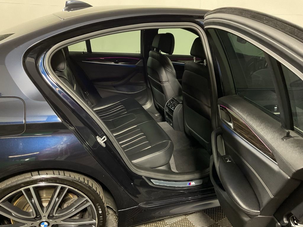 Used 2018 BMW 540i RWD image 34
