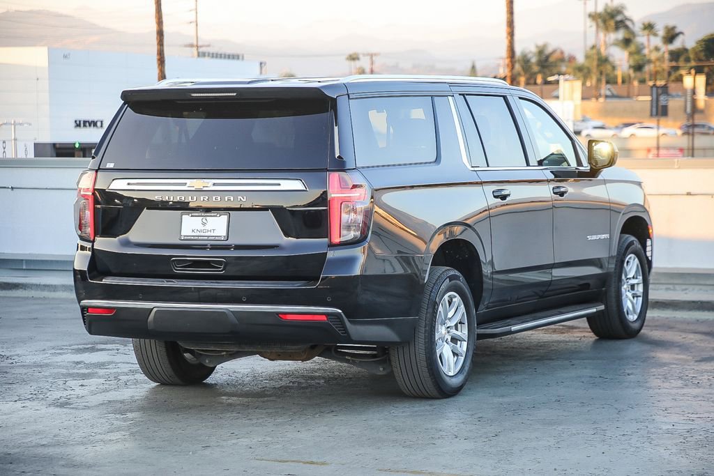 Used 2024 Chevrolet Suburban LS image 9