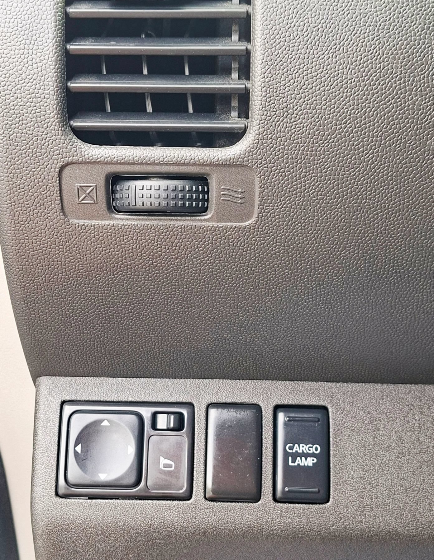 Used 2011 Nissan Frontier SV w/ SV Premium Utility Pkg RWD image 28