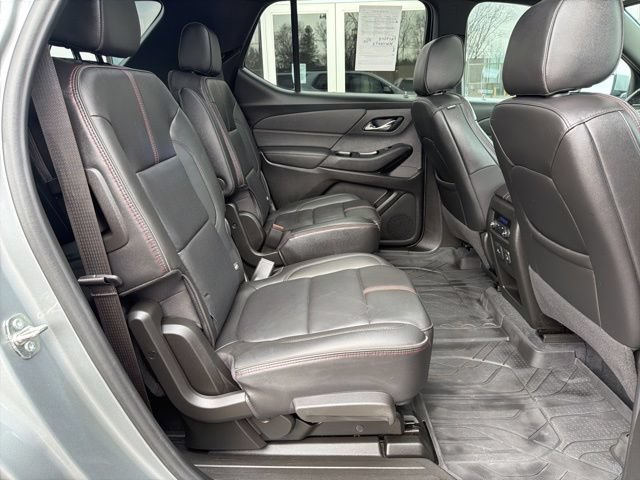 Certified 2023 Chevrolet Traverse RS w/ LPO, Floor Liner Package AWD/4WD image 21