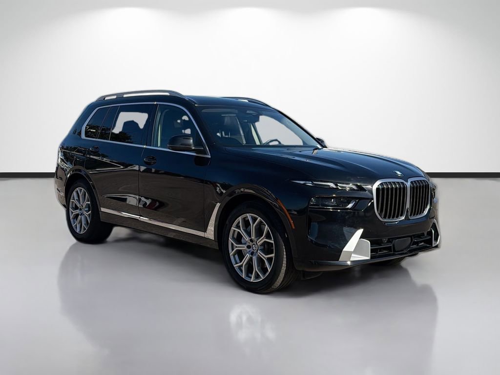 Used 2023 BMW X7 xDrive40i image 1