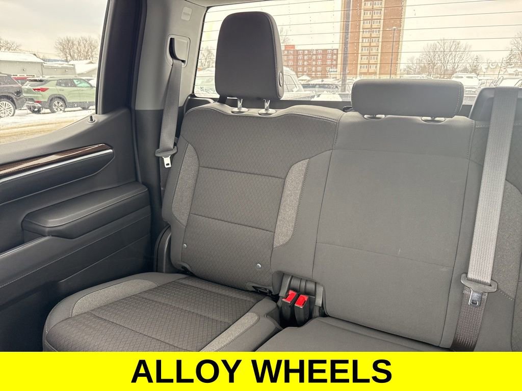 Used 2024 Chevrolet Silverado 1500 LT AWD/4WD image 4