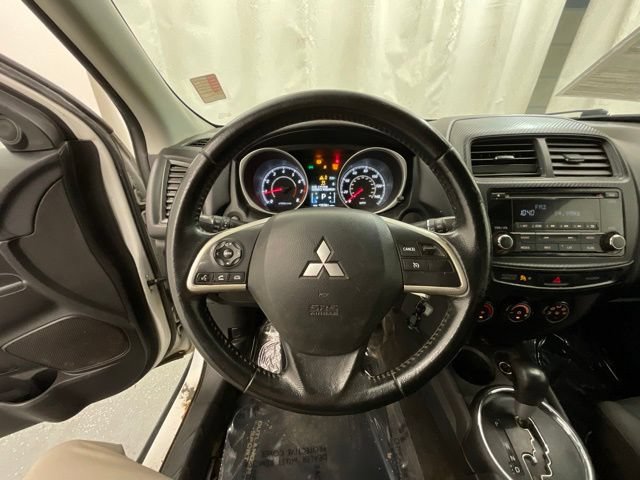 Used 2015 Mitsubishi Outlander Sport ES AWD/4WD image 11