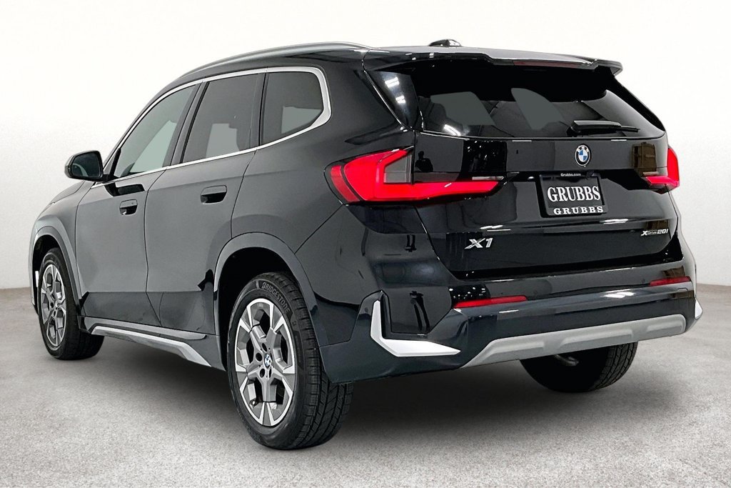 Used 2023 BMW X1 xDrive28i w/ Convenience Package AWD/4WD image 15