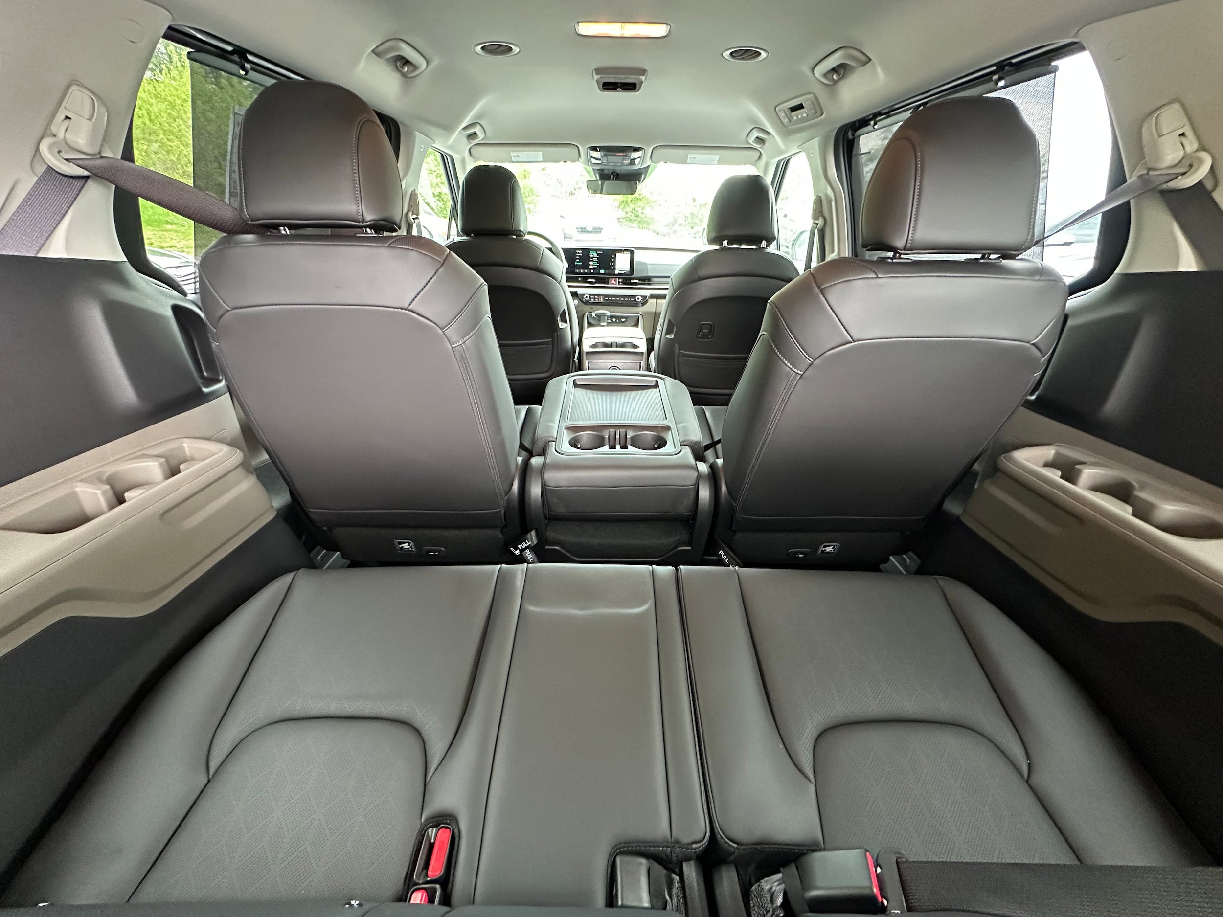 New 2026 Kia Carnival EX FWD image 12