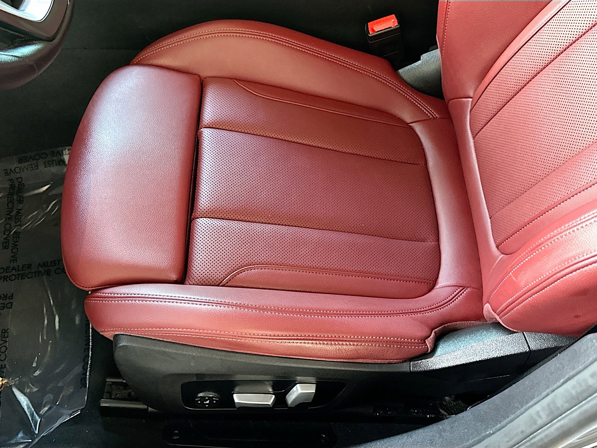 Certified 2023 BMW 330e w/ Driving Assistance Package image 19