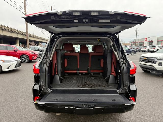 Used 2019 Lexus LX 570 4WD image 32